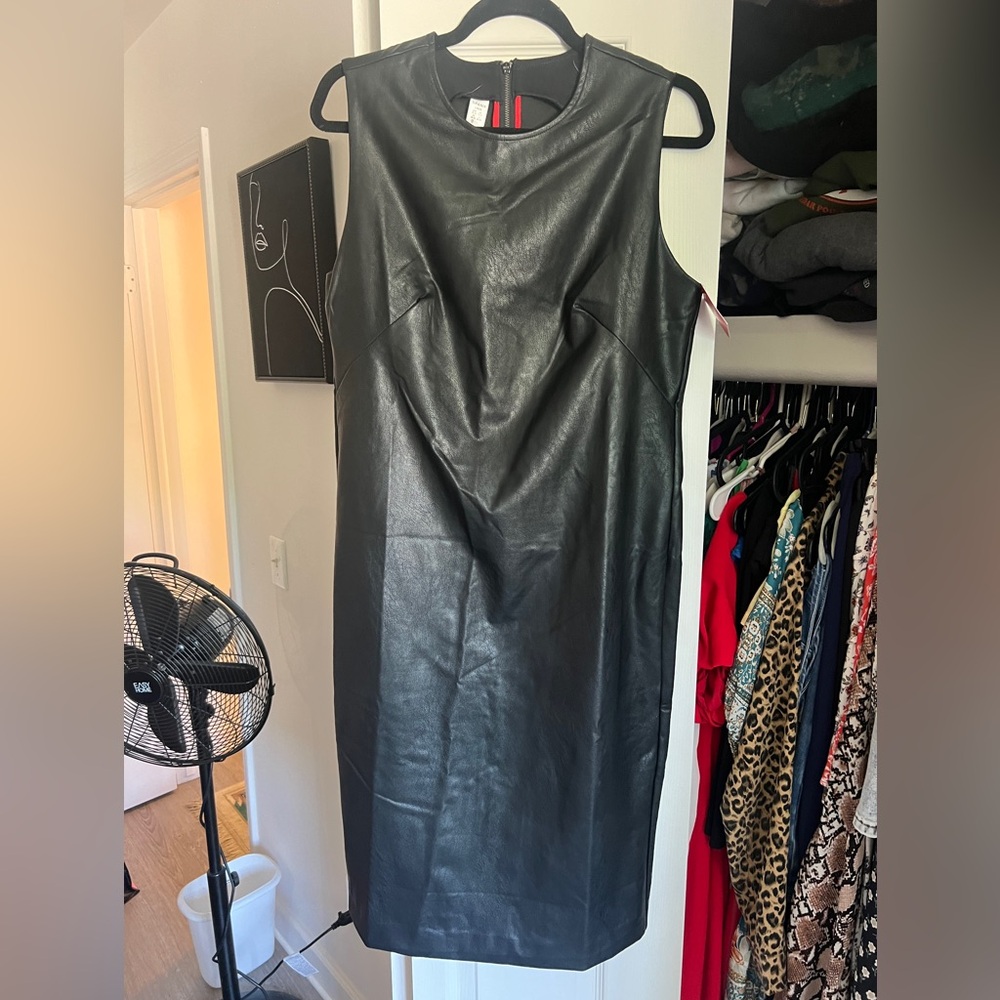 Spanx Leather-Like Sleeveless Fitted Sheath Dress Size L